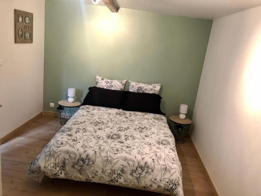 Logement De Plain-Pied Avec Jardin, Terrasse Gurgy Exterior foto