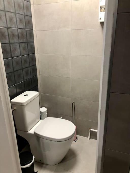 Logement De Plain-Pied Avec Jardin, Terrasse Gurgy Exterior foto